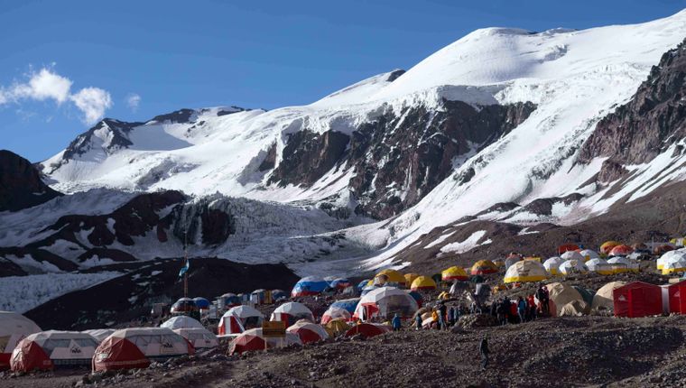 Plaza de Mulas en el Aconcagua. Plaza de Mulas en el Aconcagua.