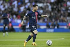 Lionel Messi se despide del PSG. Foto: EFE