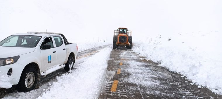 La nevada en la alta montaña hará que el Paso a Chile siga cerrado todo el día Foto: Paso Cristo Redentor