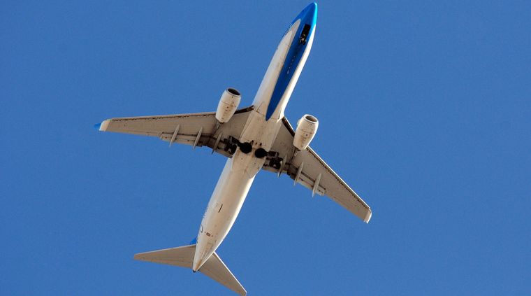 Aerolíneas Argentinas anunció que aplicará un descuento en sus pasajes para beneficiarios de ANSES Foto: ALF PONCE MERCADO / MDZ