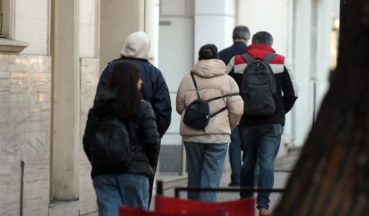 La máxima para este miércoles será de 14 °C, mientras que la mínima se ubicará en los 7 °C. En cordillera, se espera cielo poco nuboso. La máxima para este miércoles será de 14 °C, mientras que la mínima se ubicará en los 7 °C. En cordillera, se espera cielo poco nuboso.