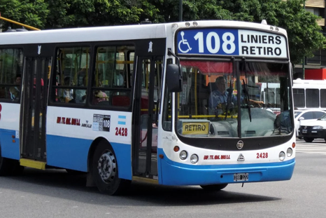 El Gobierno de la Provincia de Buenos Aires oficializó la gratuidad del transporte público para las elecciones de este domingo y del 26 de octubre. El Gobierno de la Provincia de Buenos Aires oficializó la gratuidad del transporte público para las elecciones de este domingo y del 26 de octubre.
