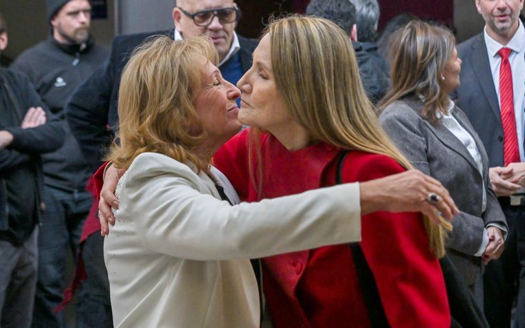 UNCuyo: qué pasará con los contratos de la gestión anterior.