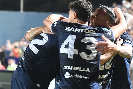 noche historica: independiente rivadavia juega por primera vez en el maracana por la libertadores noche historica: independiente rivadavia juega por primera vez en el maracana por la libertadores