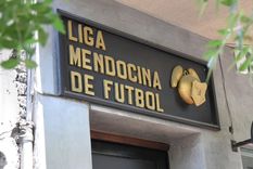 el inicio de la liga mendocina de futbol, en vilo tras un nuevo allanamiento