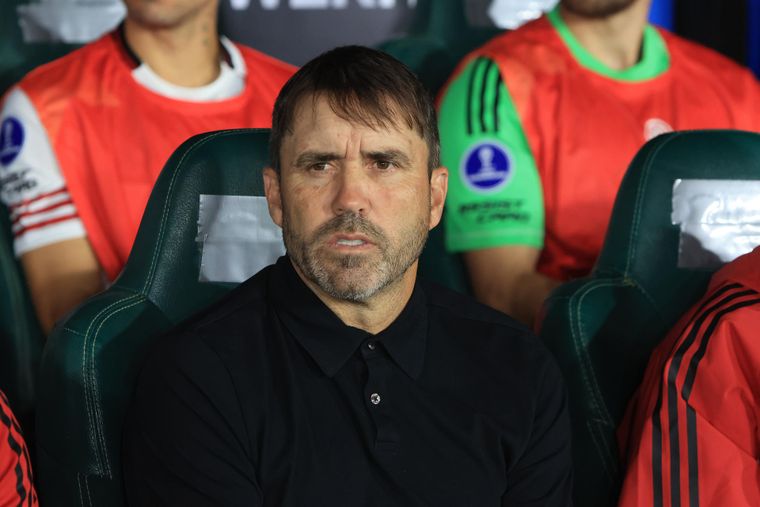 Coudet no ocultó su bronca por el desarrollo del partido, aunque rescató el punto que sumó River a pesar del contexto adverso.