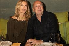 José Luis Manzano junto a su esposa dijeron presente. No te pierdas la extensa galería de fotos, al final de la nota. José Luis Manzano junto a su esposa dijeron presente. No te pierdas la extensa galería de fotos, al final de la nota.