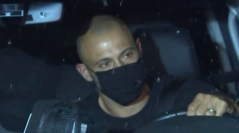 Javier Mascherano fue uno de los que se acercó