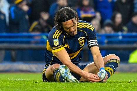 Cavani volvió a encender las alarmas en Boca con una nueva molestia.