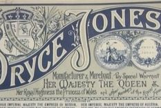 Se cree que el catálogo Pryce Jones fue el primer catálogo para ordenar productos por correo cuando empezó en 1861.