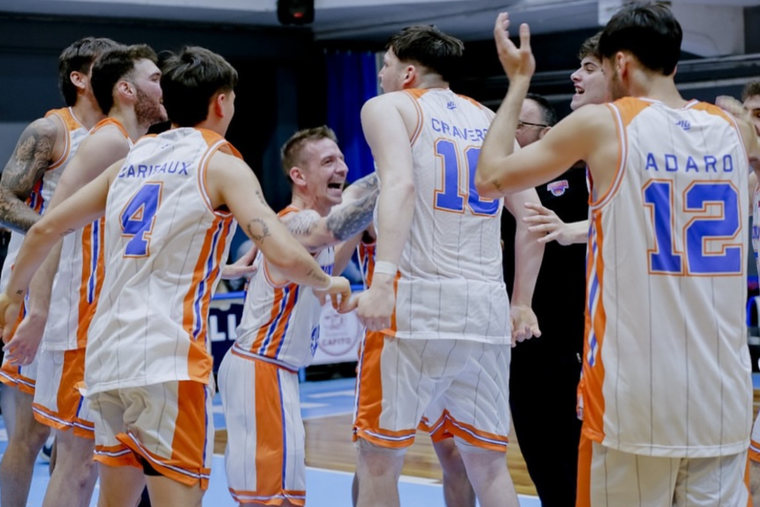 Rivadavia tuvo un arranque que invita a soñar. Foto: Prensa Rivadavia