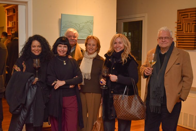 Marcela Furlani, Cecilia Carreras, Blas Aranguren, Eliana Bórmida, Susy Ledesma y Héctor Ramazzi. Marcela Furlani, Cecilia Carreras, Blas Aranguren, Eliana Bórmida, Susy Ledesma y Héctor Ramazzi.