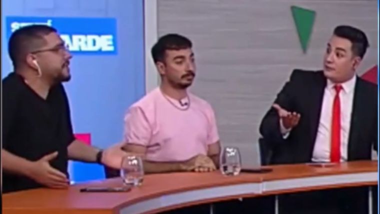 Aunque en pocas palabras, Lucas Castro también expuso su idea. Aunque en pocas palabras, Lucas Castro también expuso su idea.