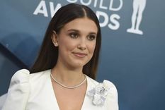 Grabados Millie Bobby Brown tiene varios micro tatuajes en su piel