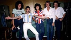 Durante unos segundos daba la sensación de que el futbolista era incluso más grande que Queen.