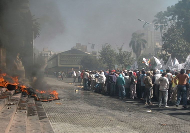 Momentos de tensión se vivieron en la capital jujeña. Foto: NA