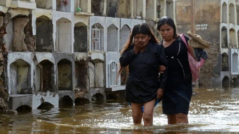 En 2017, El Niño causó lluvias torrenciales en Perú que derivaron en inundaciones y deslaves que afectaron a miles de personas. Foto: GETTY Images.