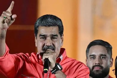 MDZol | Nicolás Maduro habló con sus partidarios y celebró en la plaza Bolívar de Caracas. Foto: FEDERICO PARRA/AFP via Getty Images