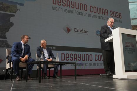 La Coviar emitió un comunicado en el que rechaza la medida del Gobierno nacional que pone fin al Plan Estratégico Argentina Vitivinícola. La Coviar emitió un comunicado en el que rechaza la medida del Gobierno nacional que pone fin al Plan Estratégico Argentina Vitivinícola.