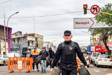 MDZol | Los manifestantes reclaman un 100 % de aumento en sus haberes