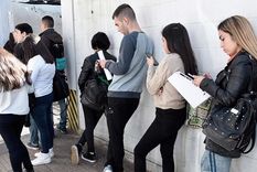 El desempleo en Mendoza subió al 8,1% y crece la necesidad de buscar más de un trabajo. Foto: Télam