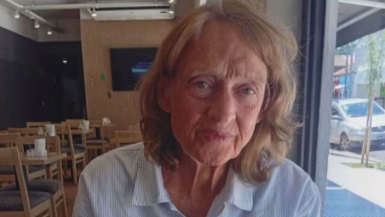 La mujer alemana tiene Alzheimer.