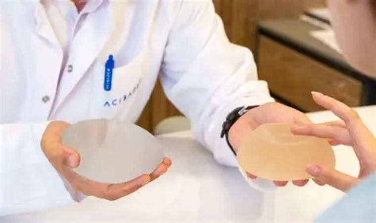 Operar sin un mapa preciso de los vasos perforantes es como intentar conducir en una ciudad desconocida sin GPS. Operar sin un mapa preciso de los vasos perforantes es como intentar conducir en una ciudad desconocida sin GPS.