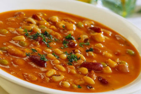 Receta de porotos con chorizos en versión rápida y con mucho sabor. Receta de porotos con chorizos en versión rápida y con mucho sabor.