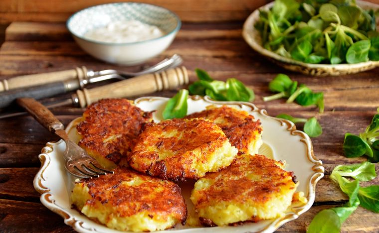 Patatas rosti Una receta simple y deliciosa en pocos pasos. Foto: Shutterstock