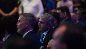 luis caputo en mendoza: hay que sacarse de la cabeza el fantasma kuka, no van a volver