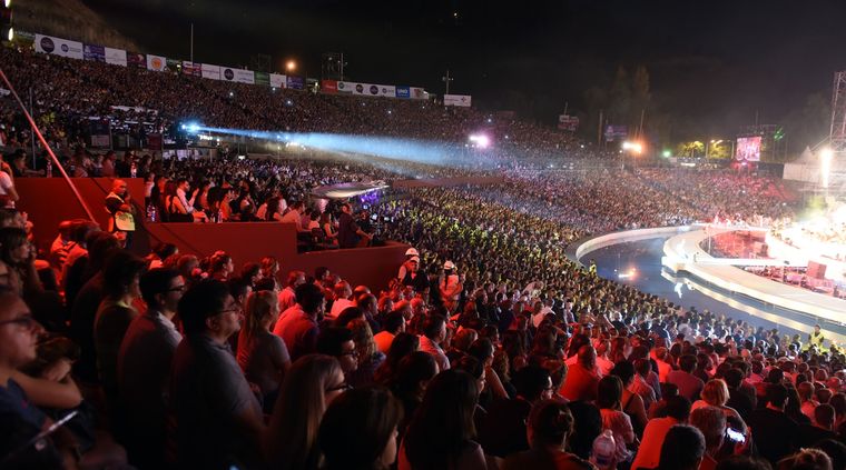 Fiesta de la Vendimia con el Acto Central. Fiesta de la Vendimia con el Acto Central.