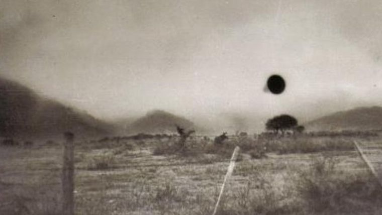 Yacanto, 1960, primer registro fotográfico de un OVNI en Argentina (Luis Netti)