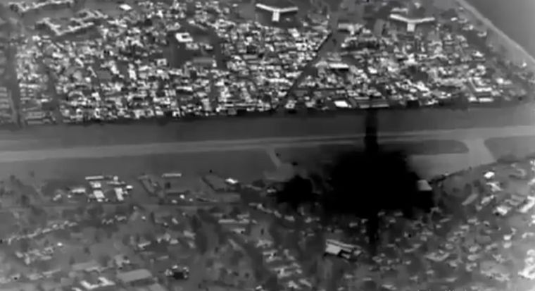 Bombardeo estadounidense contra la isla de Kharg.