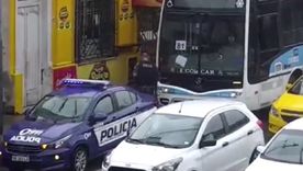Un hombre agredió a un colectivero en Córdoba y terminó detenido Foto: Captura de video