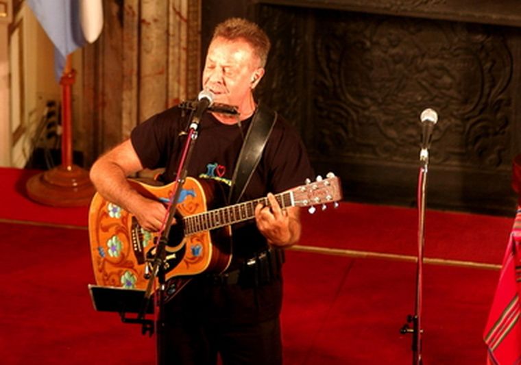 El cantante donó las regalías del disco para el hospital pediátrico Garrahan. Foto: NA