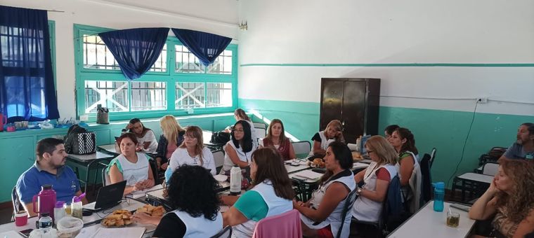 Las escuelas mantendrán el dictado normal de clases este jueves 24 de julio. En simultáneo, docentes de lengua y matemática tendrán jornada interna.
