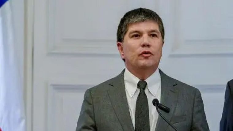 Manuel Monsalve renunció a su cargo el 17 de octubre, tras conocerse la existencia de la denuncia. Foto: Getty Images