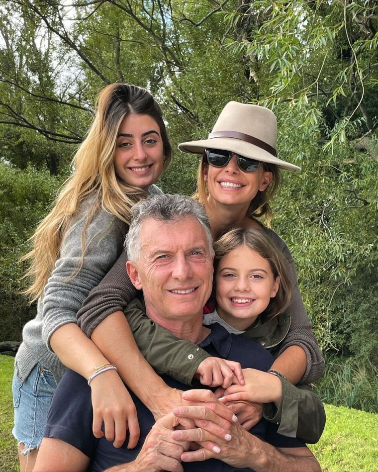Juliana Awada se reencuentra con Valentina Barbier y coinciden en sus looks Foto: Instagram