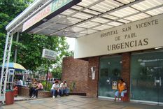 El hombre llegó a un acuerdo y trabajará en el hospital además de donar plasma y dinero