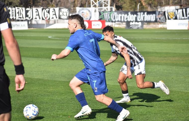Gimnasia no perdía en el Legrotaglie desde el 13 de octubre del año pasado, justamente ante el mismo rival de este domingo. Gimnasia no perdía en el Legrotaglie desde el 13 de octubre del año pasado, justamente ante el mismo rival de este domingo.