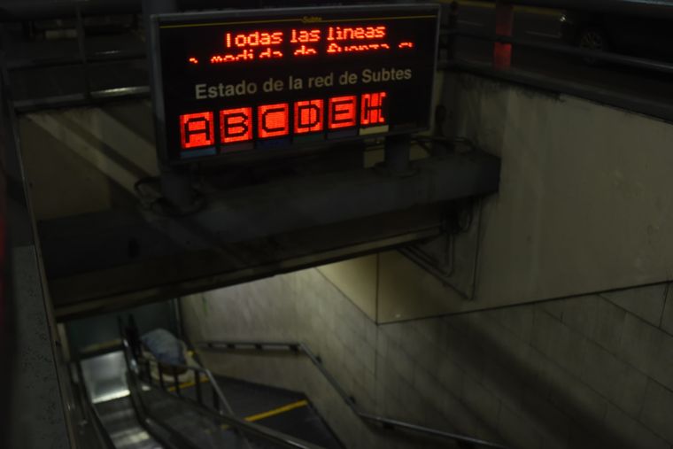 Batalla judicial entre CABA y los metrodelegados tras el paro de este miércoles. Foto: Juan Mateo Aberastain/MDZ