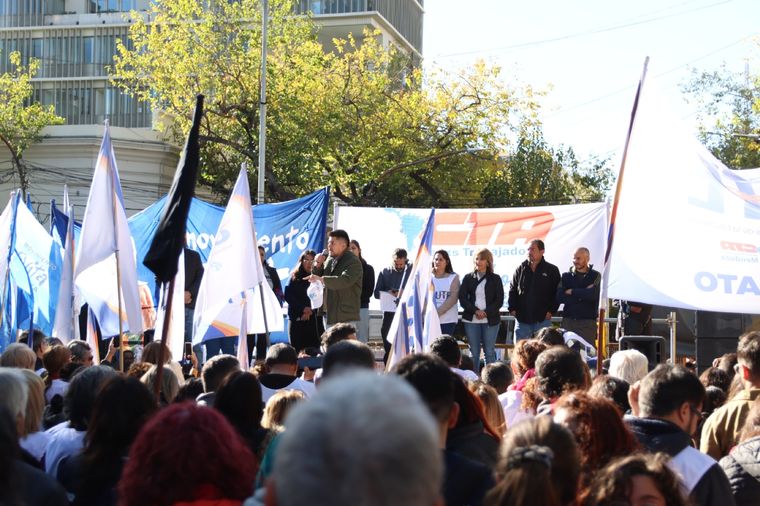 Sólo un sector cobró con aumento. Foto: Santiago Tagua/MDZ