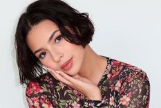 Ángela Aguilar posa frente al espejo y se llena de corazones Ángela Aguilar es una cantante popular, hija de Pepe Aguilar. Foto: INSTAGRAM @angela_aguilar_