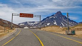 El Paso Pehuenche es una alternativa a Los Libertadores. El Paso Pehuenche es una alternativa a Los Libertadores.