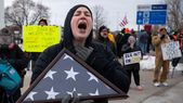 Manifestantes protestan en Minnesota por la presencia de ICE. Manifestantes protestan en Minnesota por la presencia de ICE.