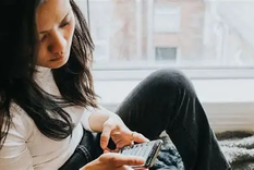 Las apps de citas se convirtieron en una herramienta cotidiana para conocer personas, generar vínculos e incluso construir relaciones estables.