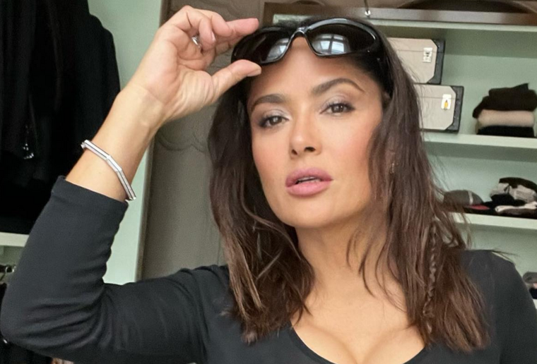 Salma Hayek se tomó en serio la festividad de Halloween con una decoración súper espeluznante.