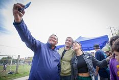 Máximo Kirchner visitó Quilmes y se mostró con Mayra Mendoza Máximo Kirchner visitó Quilmes y se mostró con Mayra Mendoza