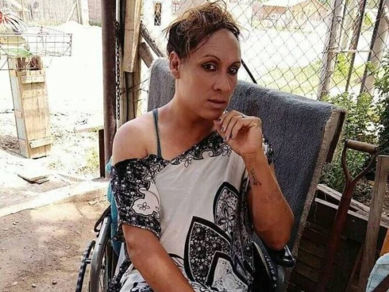 Andrea Gauna actualmente está en silla de ruedas y con problemas de visión Foto: 8 digital