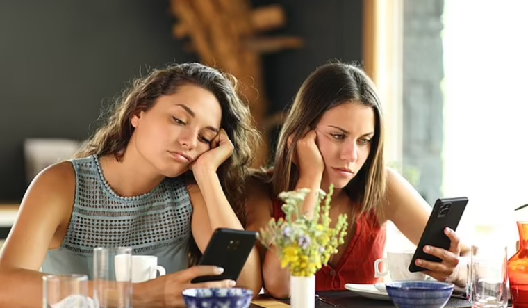 Los jóvenes de la Generación Z atraviesan una crisis de salud mental. Foto: Shutterstock